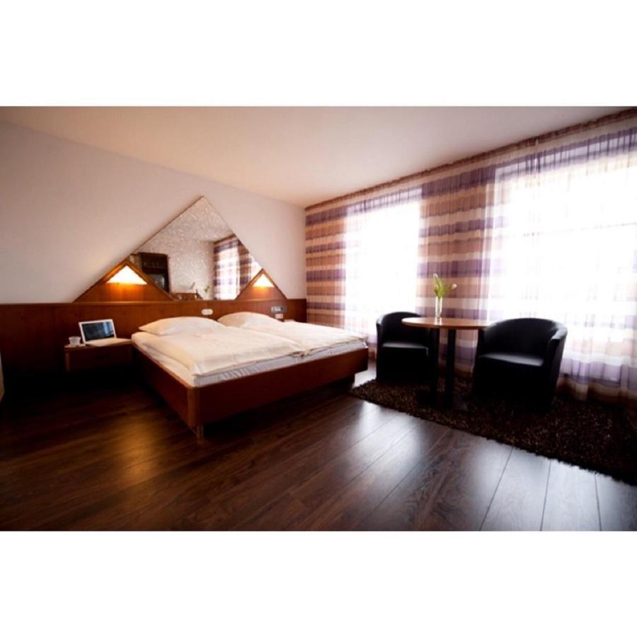 Classic Hotel カールスト エクステリア 写真