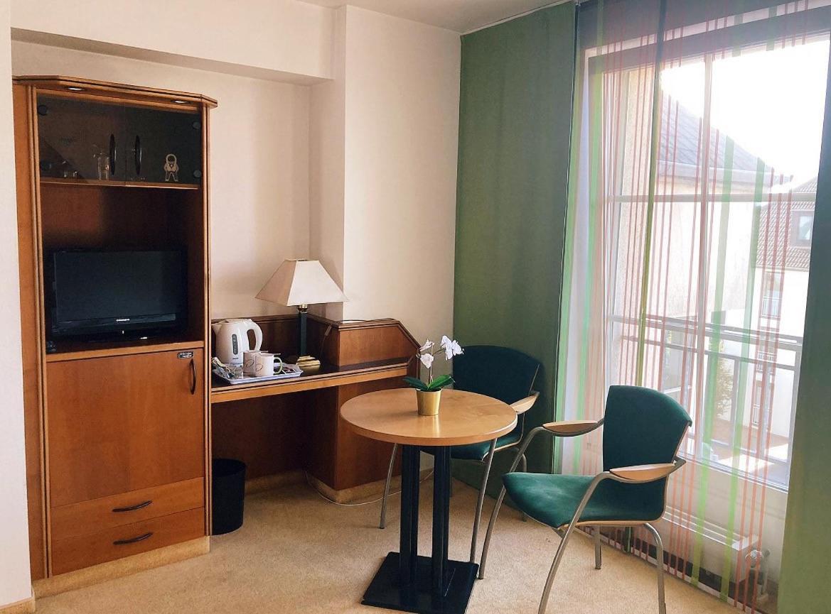 Classic Hotel カールスト エクステリア 写真