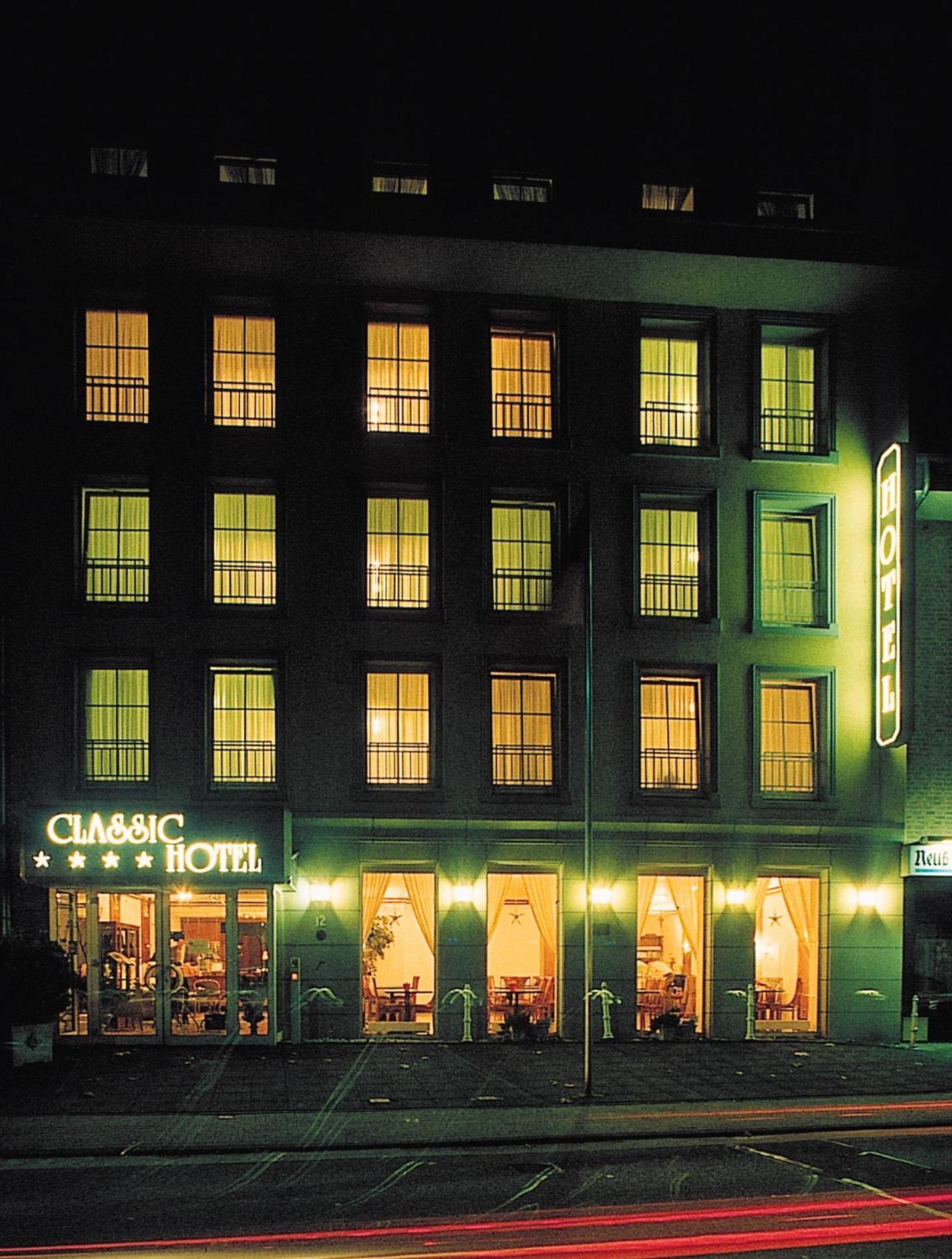 Classic Hotel カールスト エクステリア 写真